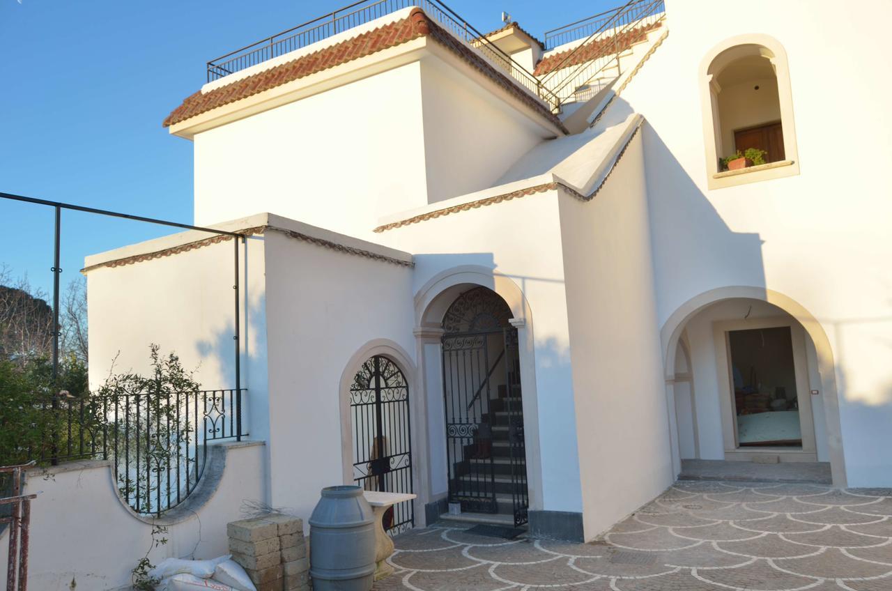 Il Giardino Del Sole Bed & Breakfast Roccarainola Eksteriør bilde